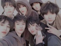 黑色双开真丝旗袍下身怎么